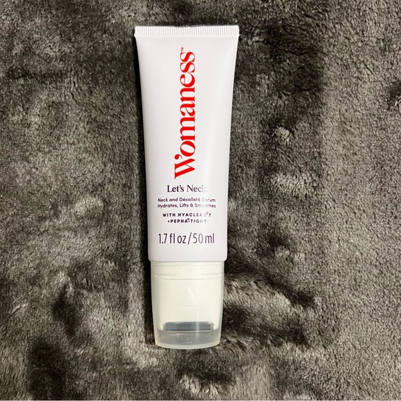 Womaness Neck and Décolleté Serum - Picture 3 of 3